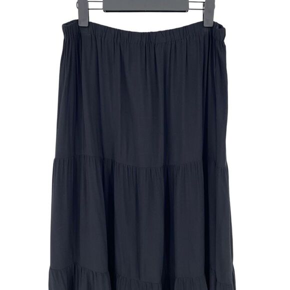 Croft & Barrow Tiered Maxi Skirt Soft Lightweight Elastic Waist Medium Black NWT - Picture 5 of 7